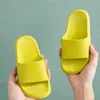 Slippers Kids Slippers Простой твердый цвет ванной комнаты для ванной комнаты без скольжения для мальчиков и девочек Slippers R230805