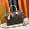 24ss Women Totes Bags Leather Flower Handbag Luxurys Designers Shouder Crossbody Messenger Ladies Travel Handbag Totes pouch purse 25cm