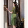 Ethnische Kleidung 2023 Grüne mittlere lange Cheongsam schlanke Vintage-Spitzenhülse Frauen Blumenkleid Mädchen Sommer S bis XXL Kleider im chinesischen Stil