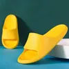 Slippers Kids Slippers Простой твердый цвет ванной комнаты для ванной комнаты без скольжения для мальчиков и девочек Slippers R230805