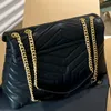 Bag Luxury Handbag Designer Väskor axel Messenger Bag Classic Crossbody Totes Classic Gold Chain Purse Famous Flap Saddle Påsar svarta plånbok Kvinnor Telefonväskor