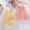Kız Elbiseleri 1-6y Toddler Elbise Çocuk Kız Partisi 2023 Yaz Kolsuz Daisy Çiçek Elbise Katmanlı Tül Elbise Prenses Doğum Giyim