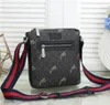 Luxurys tasarımcıları erkek omuz çantaları adam gerçek deri evrak çantaları tasarımcı çanta bolsa messenger çanta gelinlik crossbody çanta cüzdan