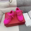 One Stud Fashion Designers Chaussures Femmes Chaussures Habillons Calf Cuir Rubber Sole Plateforme Rivet Casual Shoes Fashion Nappa Cuir Classics Pink White Low-Top Sneakers