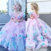 2021 لطيف كرات ثوب زهرة الفتيات الفساتين الكشكشة مجتمعة ملونة مصنوعة الأزهار العباءات طفل يخصي