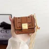 패션 Bluetooth 이어폰 패키지 공기를위한 유니버설 1 2 3 Pro Leather Storage Bag 무선 충전 하우스 홀더 커버 레터 디자이너 클래스 체인