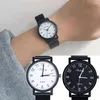 Horloges 1 Paar Eenvoudige Paar Horloges Luxe Zwart Wit Quartz Horloge Voor Mannen Vrouwen Siliconen Band Zachte Kleine Casual