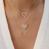 Colares pendentes Colar de coração multicamada de cor de ouro vintage para mulheres Moda Crystal Hollo