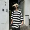 T-shirt da uomo Estate Stampa a righe Manica corta O Collo Camicia da uomo Moda Vintage Harajuku Casual 2xl Abiti oversize Nero Bianco Blu