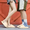 Slippers Mannen Vrouwen Slippers Originele Sandalen Vrouwen Strand Casual Schoenen Persoonlijkheid Schedel Slide Mannen Flip-flops Zomer Halloween Sandaal mannen 230804