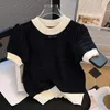 Damenblusen, einfaches Strick-T-Shirt, hautberührendes Damen-Strickwaren, O-Ausschnitt, Sommer-Patchwork-Farbe, hohles, kurzes Oberteil, vielseitig