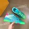 2023 nieuwe Luxe Designer Mannen Wedge Zool Kalfsleer Platform Schoenen Rubber Sneakers Mode Toevallige Schoen Blok Fluorescerend Wit Sneakers rd0632