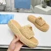 Summer Womens Trough Sandals quiltade Prad Platform Slippers Flats Flats Sandaler Ankel Strap Leather FDS