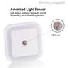 Abajures Abajures Luzes noturnas LED Luz de controle com sensor Lâmpada de toalete EUA UE Plugue de parede Quarto de bebê Lâmpada de cabeceira Luz de fundo Z230805
