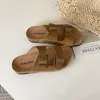 Sandaler Summer Women's Two Buckle Cork Tisters Cow Suede Leather Flats Sandaler för kvinnor Retro Fashion Garden Mule Clog Slides 230804