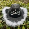 Chapeau haut de forme en cuir d'inspiration Steampunk avec engrenages et plumes pour les fêtes costumées de cosplay