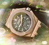 De nombreux types de style étoile choix quartz mode mens horloge montres chronomètre populaire en acier inoxydable ceinture en caoutchouc horloge Iced Out Hip Hop édition limitée montre cadeau