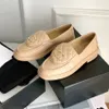 topkwaliteit klassieke loafers luxe designer kledingschoenen loafers damesslip op platte schoenen lamsvacht echt leer platte bootschoenen zwart wit abrikoos