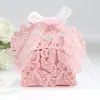 Present Wrap 50st Hollow Farterfly Wedding Candy Box med bandförpackning för baby shower