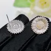 Серьги моды для женщин Маленький подсолнечник Daisy Flower Serving Gift Уш