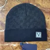 2023 Yüksek Kaliteli Moda Tasarımları Beanie Şapka Eşarp Setleri Femmes Scadroet Set Hiver Chaud Chapeauxet Foulards Chapeau De Bonnet Pour Hommes 909ess