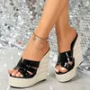 Sandalen Twine Weven Wedge Dames Zomer Designer Licht Open Teen Casual Hoge Hak Slippers Platform Schoenen