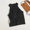 Vrouwen Tanks Mode Retro Plaat Gesp Opknoping Hals Tank Top Vrouwen Pittige Meisje Sexy Beha Tonen Slanke Met Borst kussen Mouwloze V186