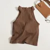 Vrouwen Tanks Mode Retro Plaat Gesp Opknoping Hals Tank Top Vrouwen Pittige Meisje Sexy Beha Tonen Slanke Met Borst kussen Mouwloze V186