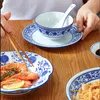 Conjuntos de louça Talheres de cerâmica Coreano Azul e branco Prato de porcelana Tigela Colher Pratos Conjunto de mesa de jantar Material de cozinha