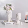 Jarrones Jarrón de cerámica blanca nórdica con cuerpo humano Decoración minimalista creativa para el hogar Luz de lujo y sensación de gama alta