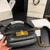 Bolso de diseñador para mujer Brand Channel antiguo botón cuadrado bolsos para las axilas Bolsos de hombro de concha clásica Tote moda textura piel de oveja crossbody Bolso de cadena dorada