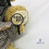 Новое прибытие горячим продажа плюшевого мишка Шерлок Холмс Версия 16/26 см. Детектив -стиль мягкая плюшевая кукла PP Pired Gired