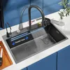 Lavello da cucina a cascata in acciaio inossidabile Nano 304 Grande slot singolo sopra il rubinetto a cascata per il rinnovamento della cucina Lavello da cucina