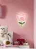 Lampada da parete da comodino Tulip Girl Bedroom Light LED Moderno fiore minimalista per l'illuminazione della camera dei bambini Decorazioni per la casa