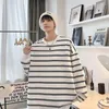 Men's T Shirts Black And White Striped Long Sleeved T-shirt 2023 Spring Autumn Korean Style Youth Loose Round Neck Half Sleeve Top