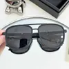 Luxusdesigner neuer PR -Board -Kröte Mirror 50xs Sporty Street Photo Show Minimalistische Sonnenbrille mit UV -Schutz