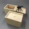 Scherzo in legno Spider Scare Box nascosto nel caso Trick Play Joke Scarebox Gag Toy