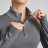 Chemises actives chemise femme sans couture haut court Fitness à manches longues sport femme fermeture éclair avant Yoga hauts vêtements de sport avec trou pour le pouce