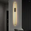 Applique Moderne Simple Long LED Chambre Chevet Europe Du Nord Salon De Luxe El