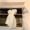 Kız Elbiseler 2023 Çocuklar için Çocuklar Yaz Beyaz Elbise Çocuklar Prenses Giysileri Günlük Bebekler Zarif Plaj Vestido