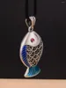 Pendentif Colliers NY-conçu Style Rétro Annuel Poisson Couleur Évidé Tapisserie Tissée Tropicale Pour Les Filles