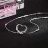 Colliers de créateurs S925 Sterling Silver Love Collier Coeur de pêche Cinq diamants simples Chaîne de clavicule Saint Valentin Vente chaude Pendentif pour femme