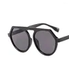 Lunettes de soleil polygone surdimensionné pour femmes hommes luxe Designer tendance lunettes oeil de chat mode Vintage soleil UV400 lunettes
