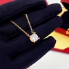 Collana con ciondolo Collana da donna Classica in acciaio al titanio oro argento lettere testa di bue Regalo fidanzata matrimonio uno diamanti Gioielli firmati di lusso non sbiadiscono