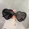 Sunglasses Oversized Heart Shaped Polarized Girls Cute Trendy Love Fashion Eyewear For Women Beach Street Shooting Glasses UV400