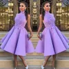 Light Purple Sleeveless Short Bridesmaid Dresses Lace Appliques High Neck Satin Knee Length Bridesmaid Gowns For Wedding Formal Pa179j