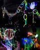 Feestdecoratie 10/30pcs Glow Sticks Benodigdheden Kettingen en armbanden voor neondecoraties Halloween-bruiloftsdecors