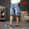 Pantalones cortos para hombre Plus Szie 44 Denim Men Summer Jeans Baggy Cargo Moda Streetwear Pantalones cortos Hombre Tamaño grande