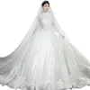 2023 Plus Size A Line Wedding Dresses Long Illusion Sleeves Spets Applique Jewel Sheer Neck Pärlor Pärlor Custom Made Chapel Weddin279a