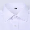 Мужские повседневные рубашки Мужская рубашка для французской манжеты белая кнопка с длинным рукавом рубашка мужской бренд рубашки с регулярной подготовительной запонки включают 6xl 230804